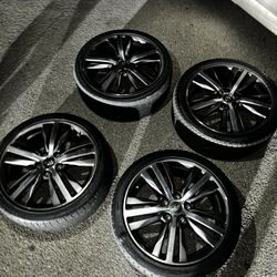 Infiniti Rims 5x114 18in