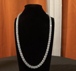 VVs1 Iced Out Diamond Tennis Chain Silver