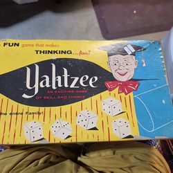 Vintage 1972 ORIGINAL YAHTZEE Dice Family Board Game  ES Lowe Co