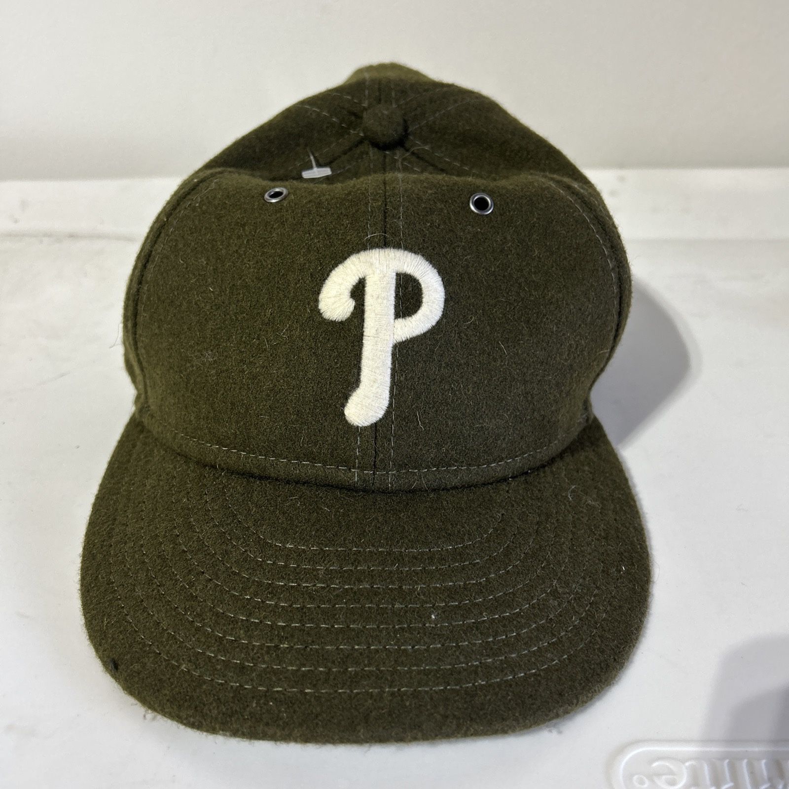 NWT New Era Wool Retro Crown 59FIFTY Philadelphia Phillies Fitted Hat Cap Olive Sz 8