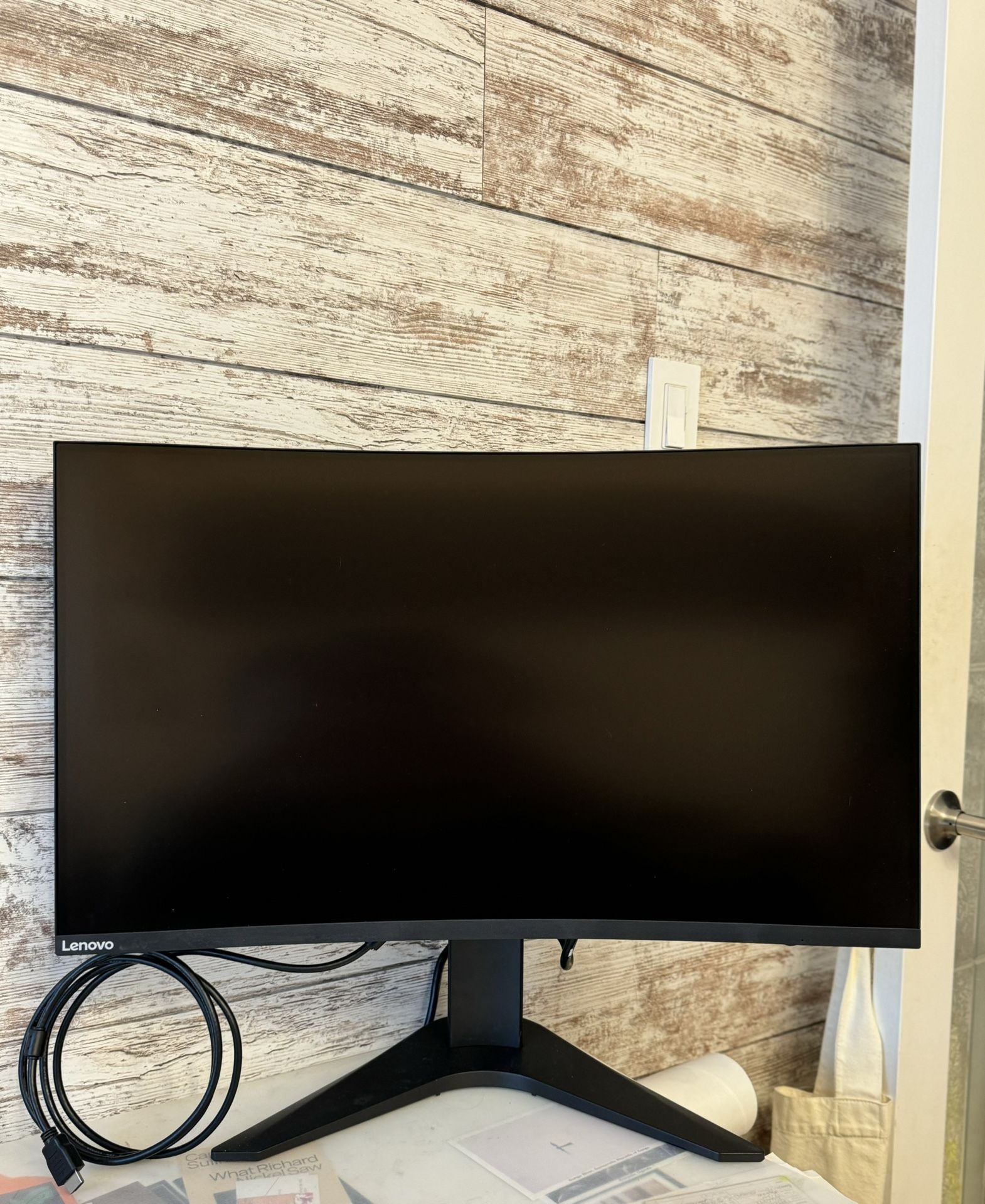27” Monitor - Curved