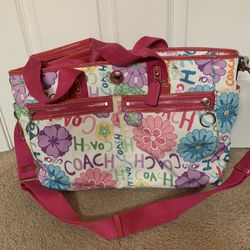 🌸🌷🌸🌷🌸🌷Coach Puppy Diaper Bag🌸🌷🌸🌷🌸🌷