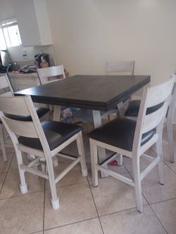 Dining Set 7 Piece.