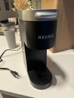 Keurig K-Mini Single Serve K Cup Coffee Maker- BLACK