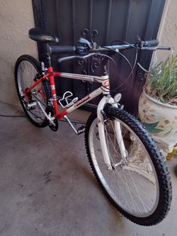 VINTAGE BIKE YOKOTA AHWAHNEE TIRES SIZE 26 FRAME SIZE MEDIUM