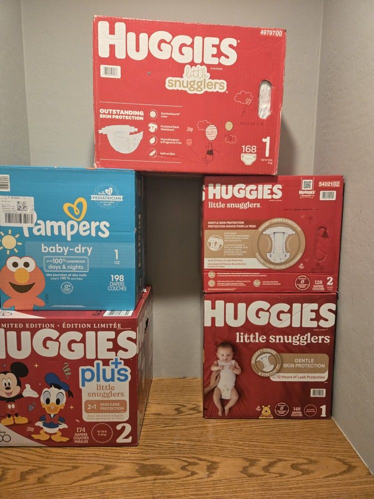 Pampers Size 1 , 2