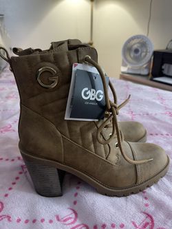 Women’s Shoes