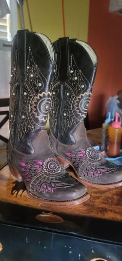 Botas