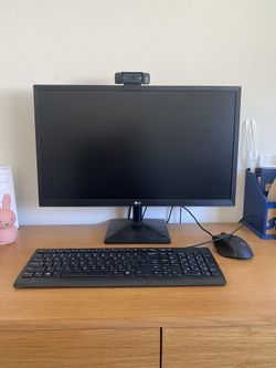 LG Monitor, Keyboard Mouse & Cam