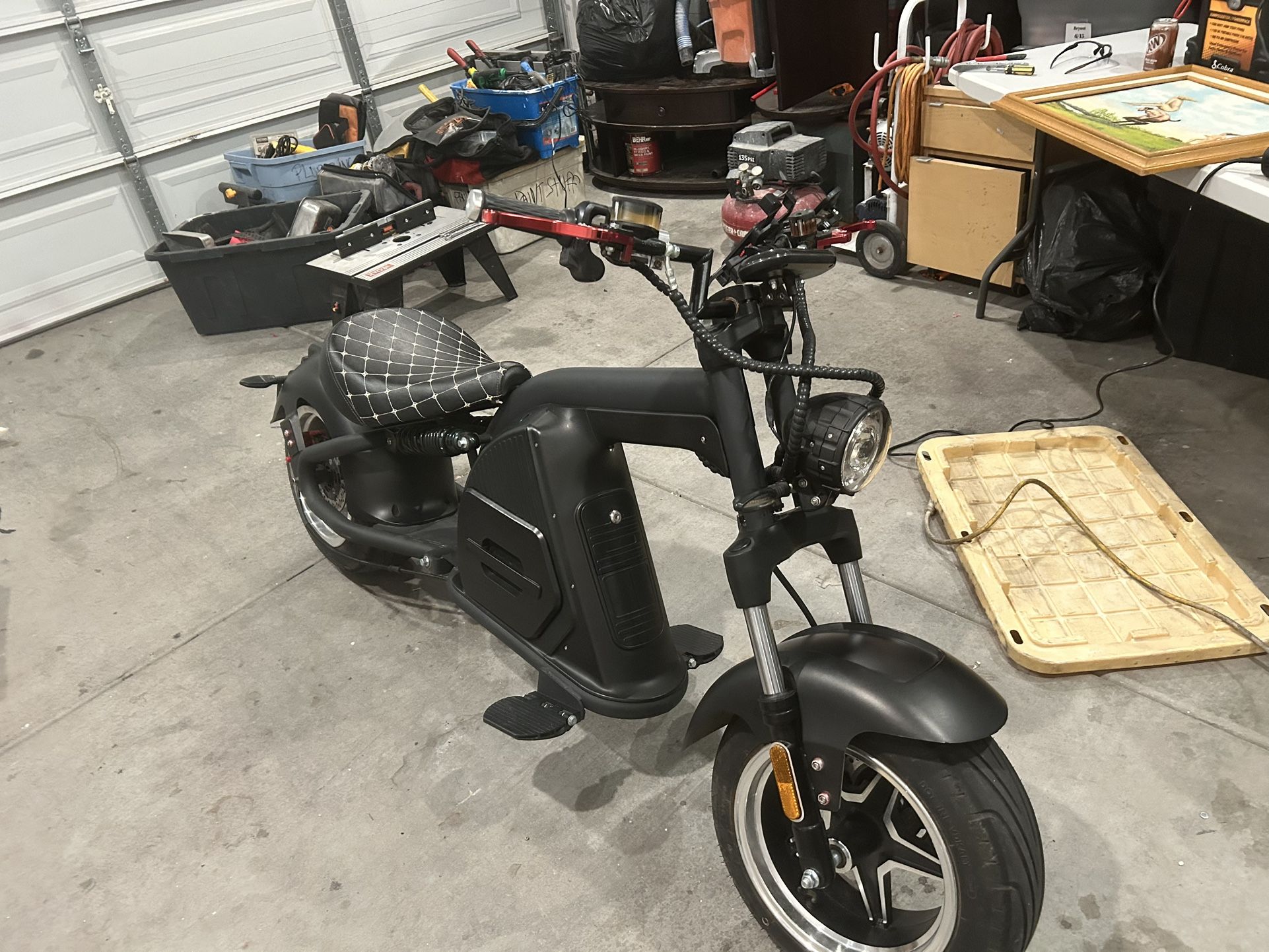 Electric Motorcycle M8