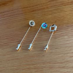 3 Stick Pins