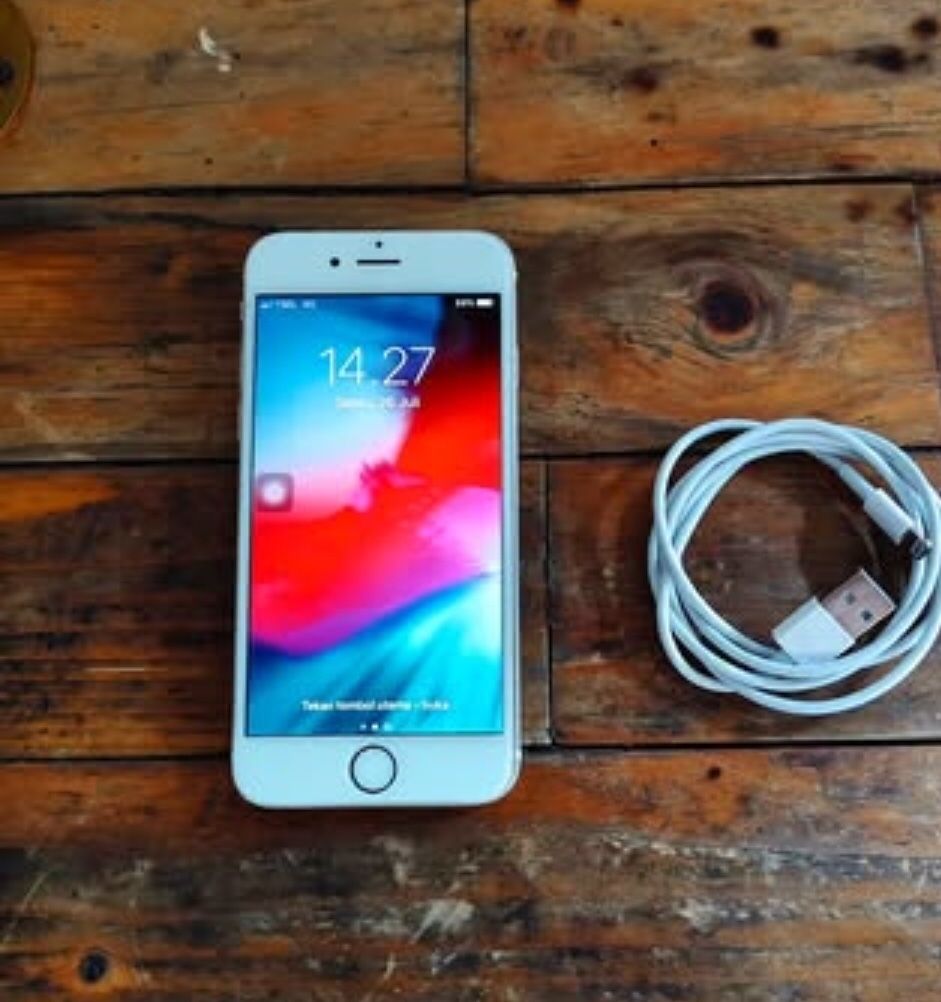 iPhone 6s Unlocked With Warranty