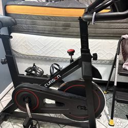 CURSOR FITNESS EXERCISE BIKE  