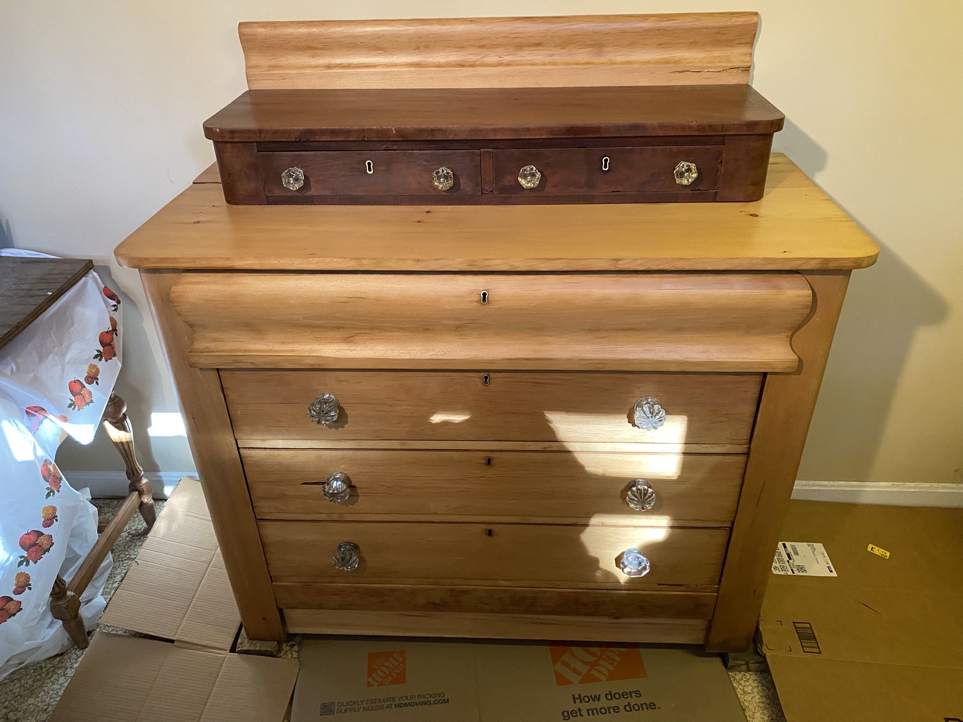 Dresser