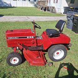 Gravely Tractor 816 S