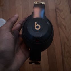 BEATS STUDIO 3