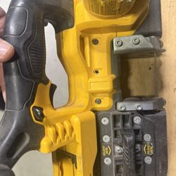 Dewalt 20v 2-1/2” Bandsaw