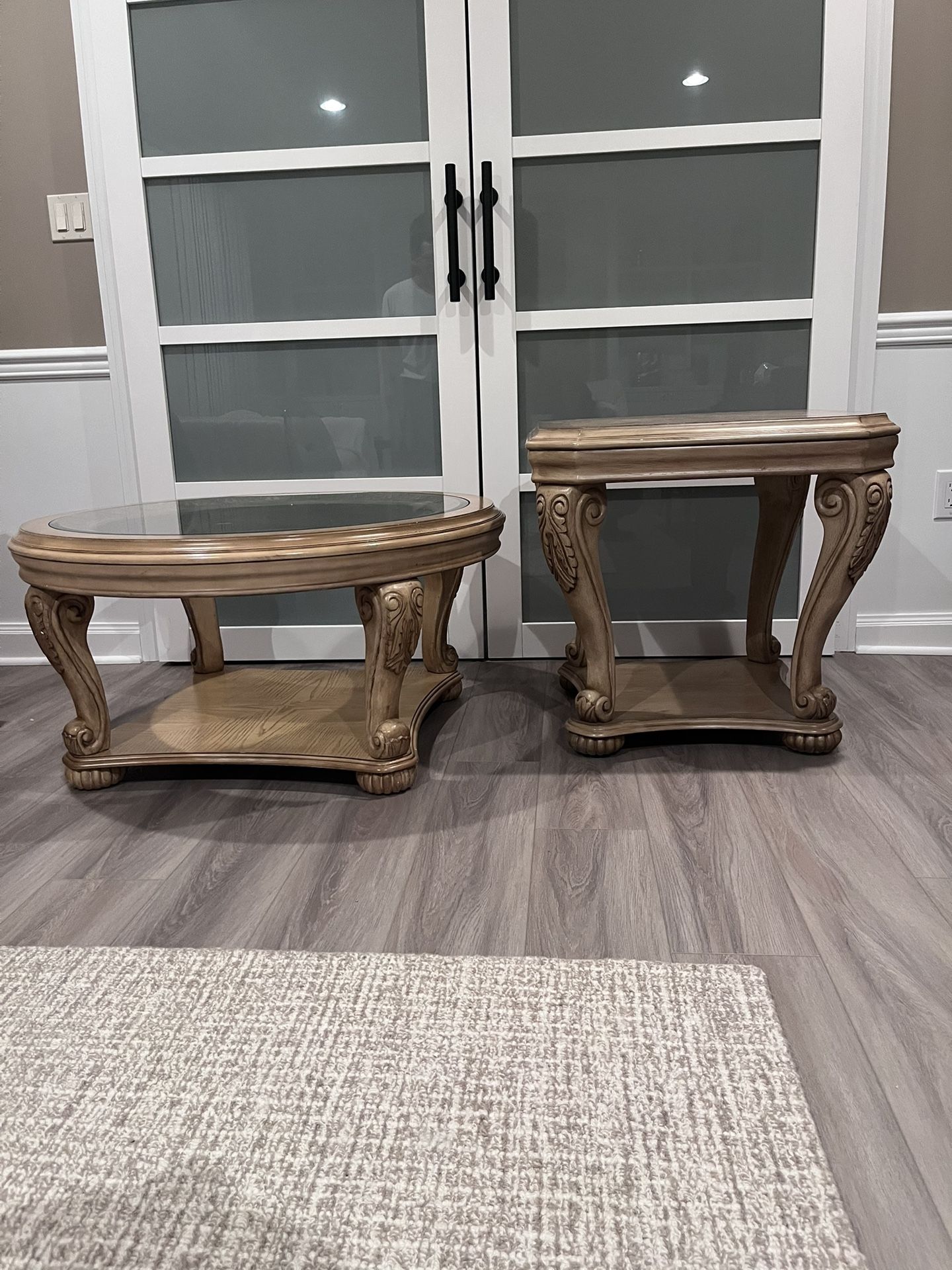 Coffee & End Tables 