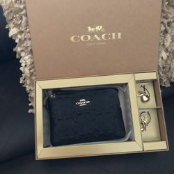 Coach New Original 
