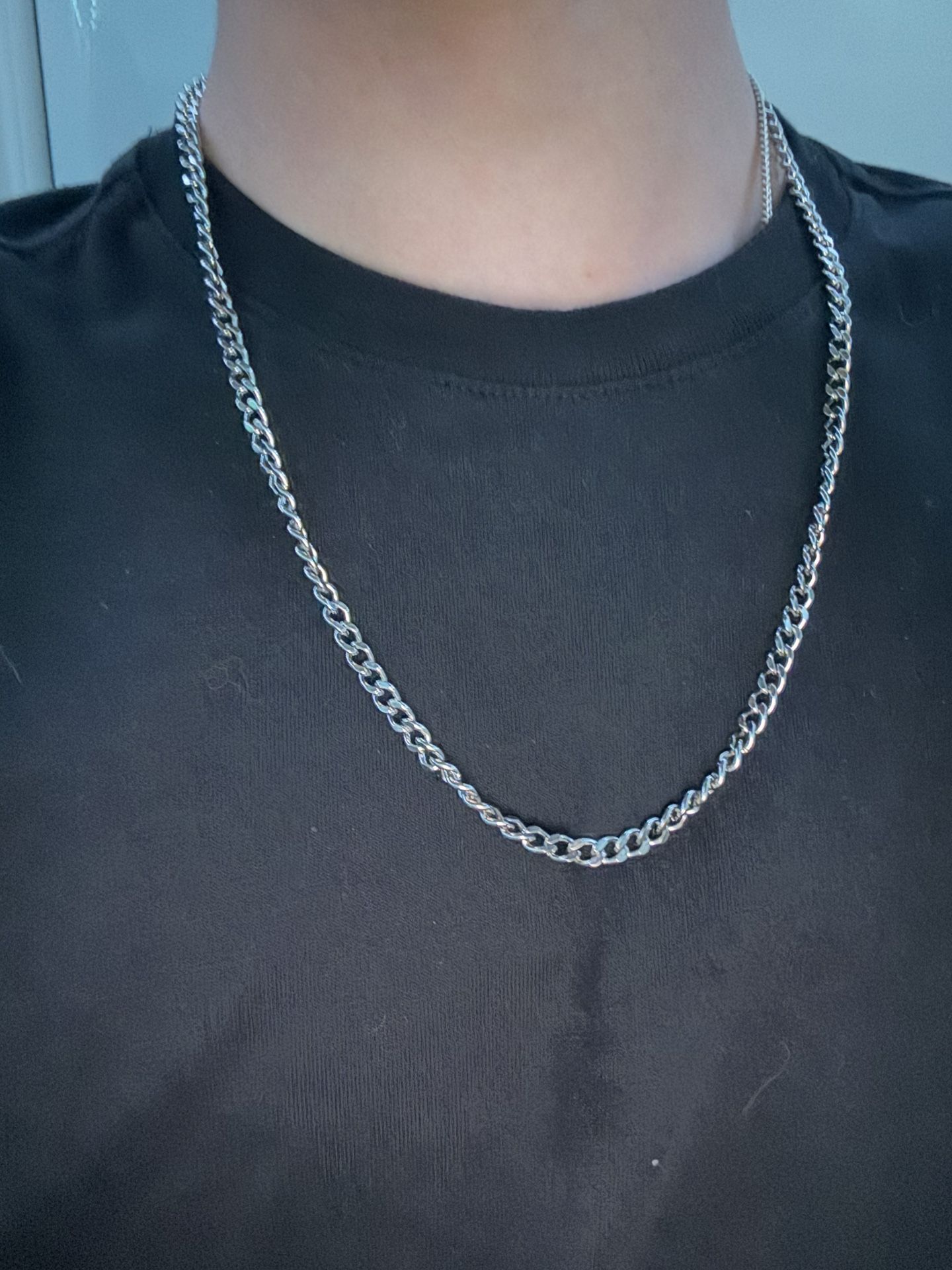 Simplistic Silver Icy Men’s Neck Chain Perfect For Casual Wear