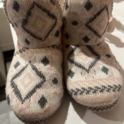 Pink Warm Slippers 