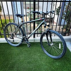 RALEIGH TALUS 2 MOUNTAIN BIKE 27.5” Wheels