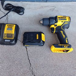 DRILL DEWALT 