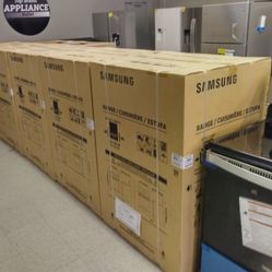 SAMSUNG BLACK STAINLESS STEEL GAS STOVE WITH AIR FRYER 6M