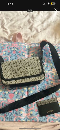 Grey/Black Guess HandBag