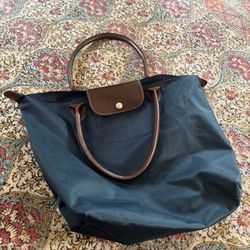 LOW PRICE MOVING- $225 + TAX RETAIL NAVY BLUE MEDIUM LONGCHAMP PURSE
