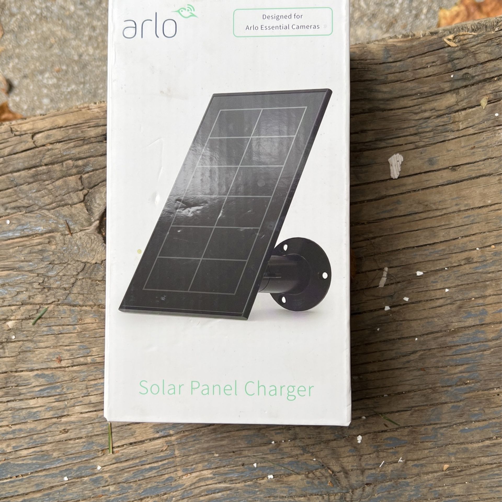 Arlo Essential Camera Solar Panel Charger