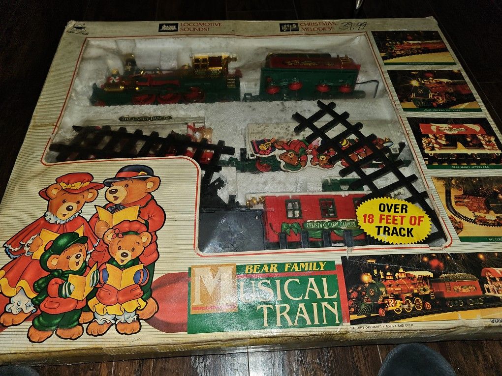 OMG!!!BEAR FAMILY MUSICAL TRAIN!