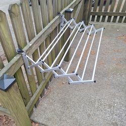 Expandable Clothes Drying Rack