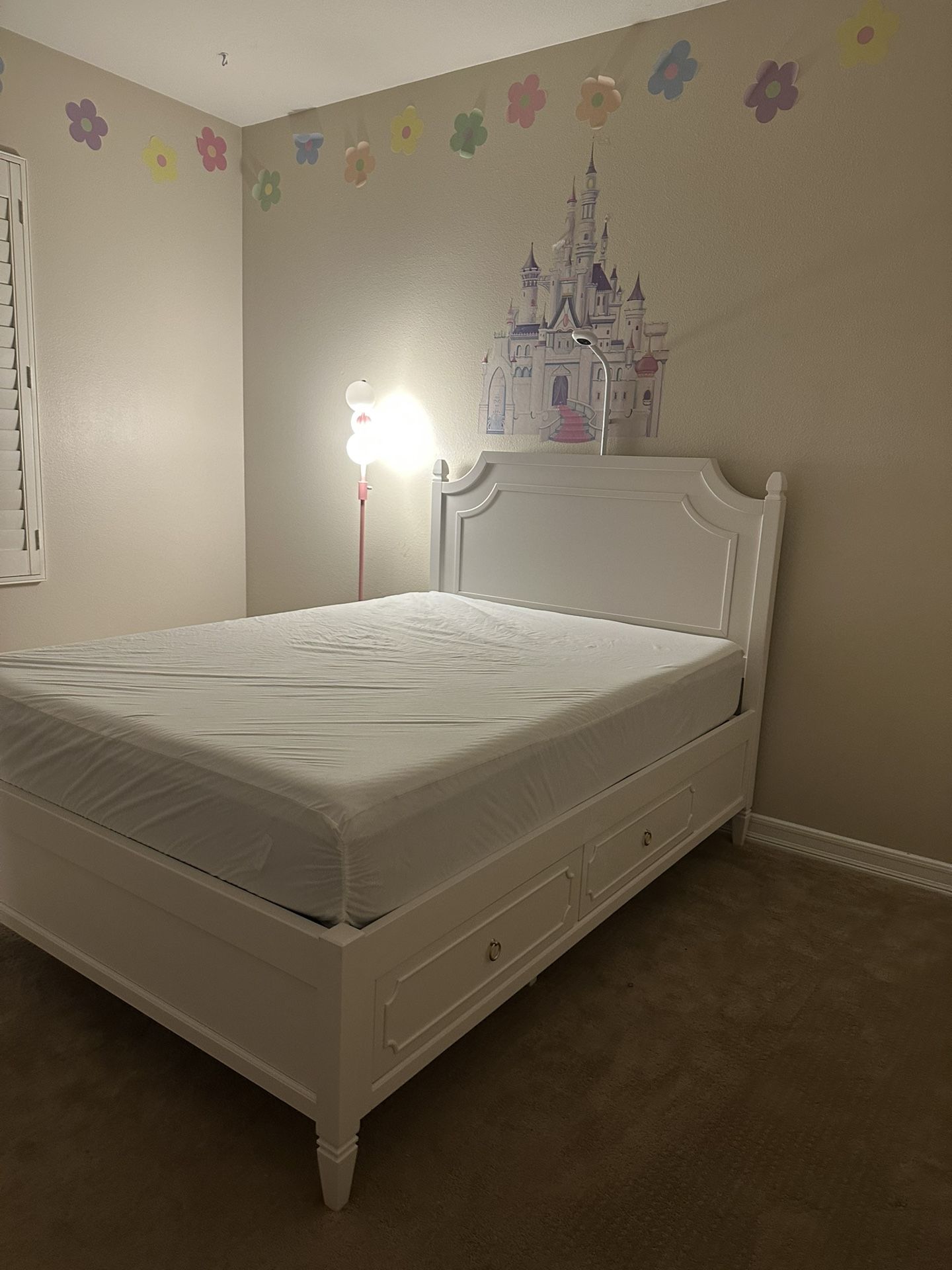 Pottery Barn Ava Regency Storage Full Bed