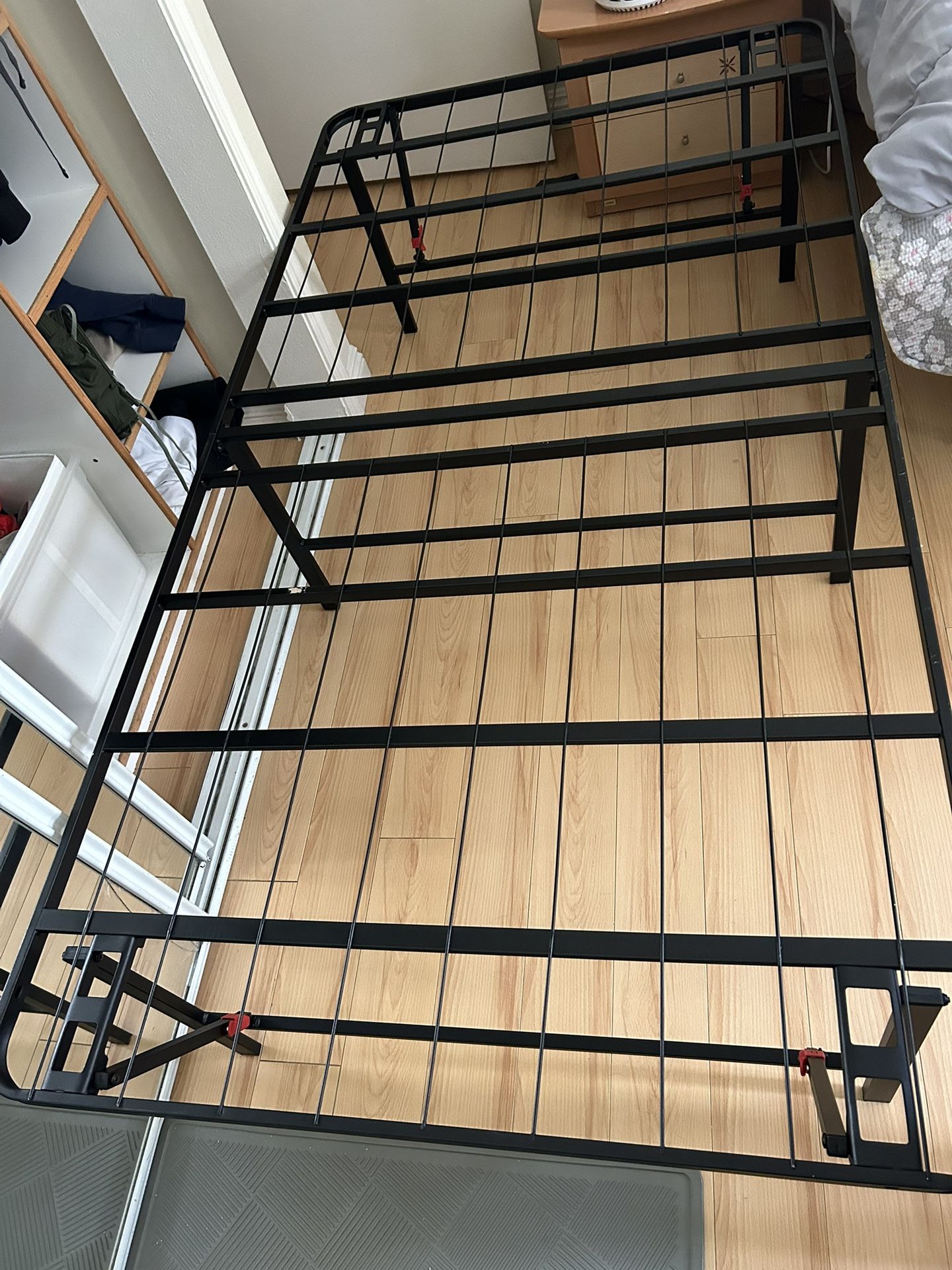 Steel Bed Frame For Twin Mattresses