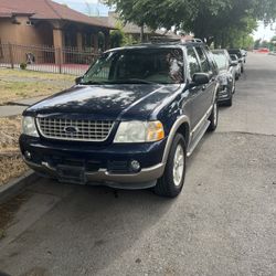 2003 Ford Explorer