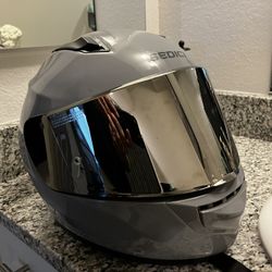 Sedici Strada 3 Motorcycle Helmet 