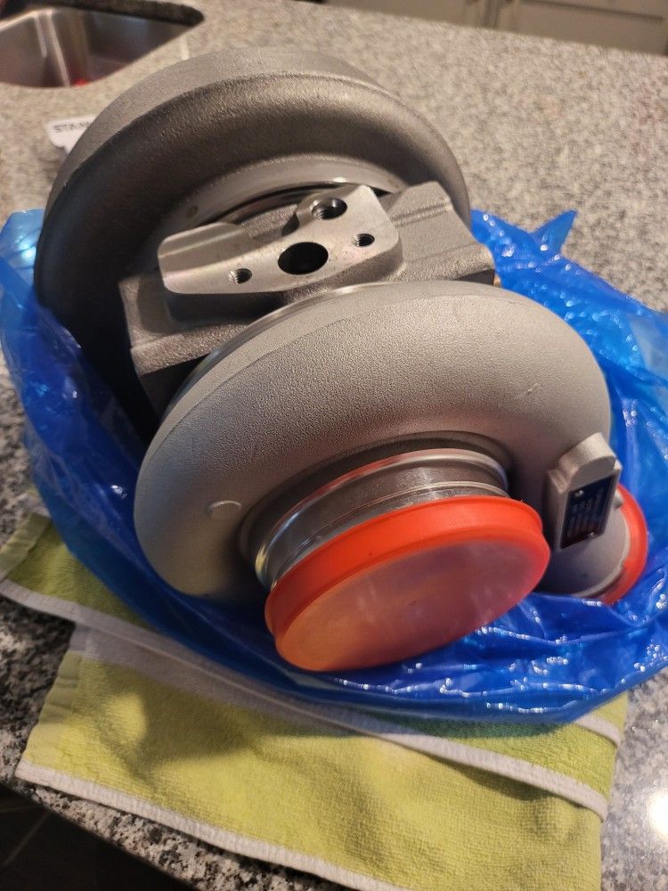 Semi VolvoTurbo Charger (NEW)