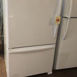 Whirlpool Refrigerator 3QF