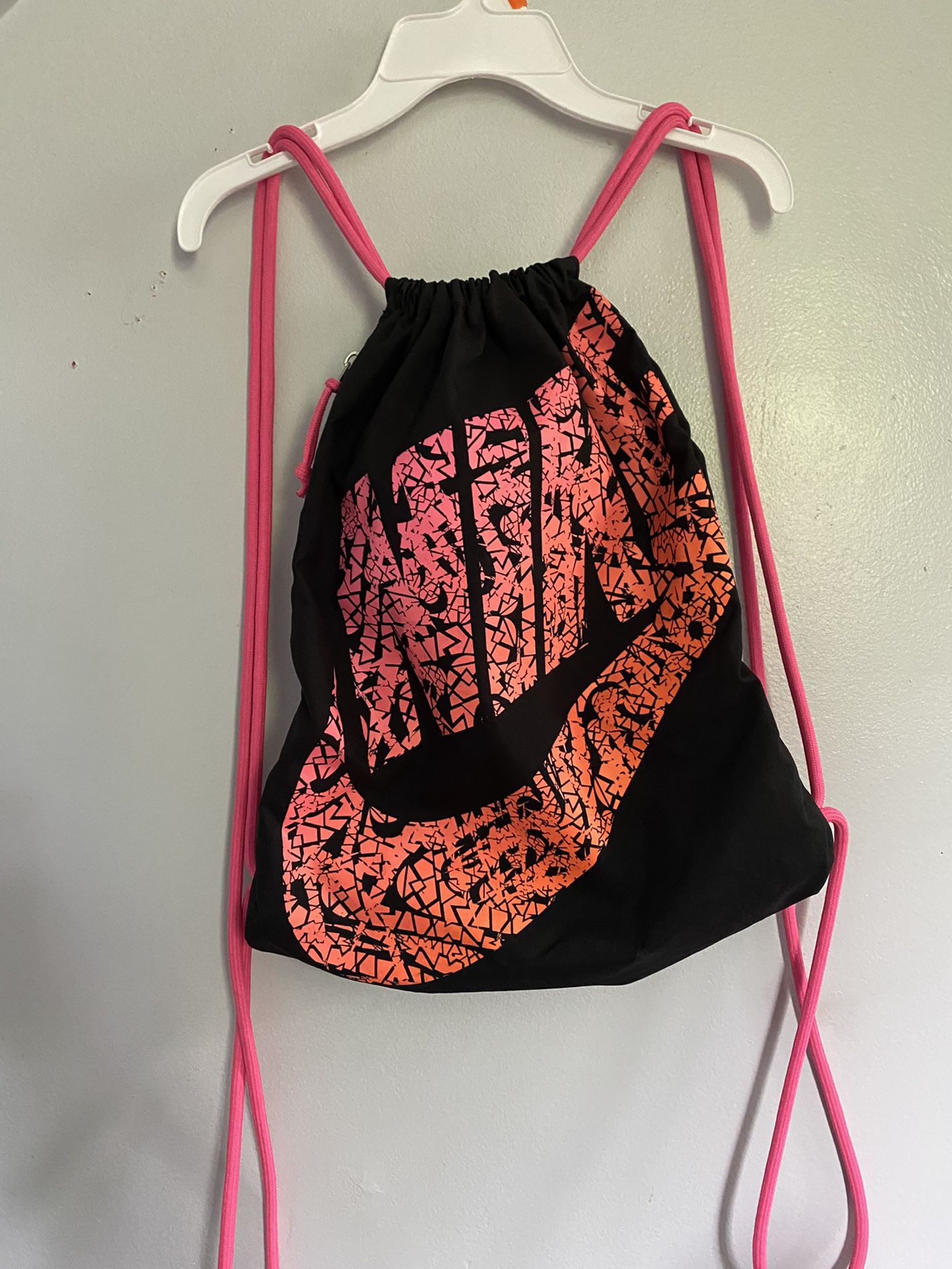 Nike draw string backpack
