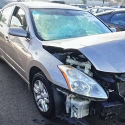 2012 Nissan Altima 2.5 For Parts 