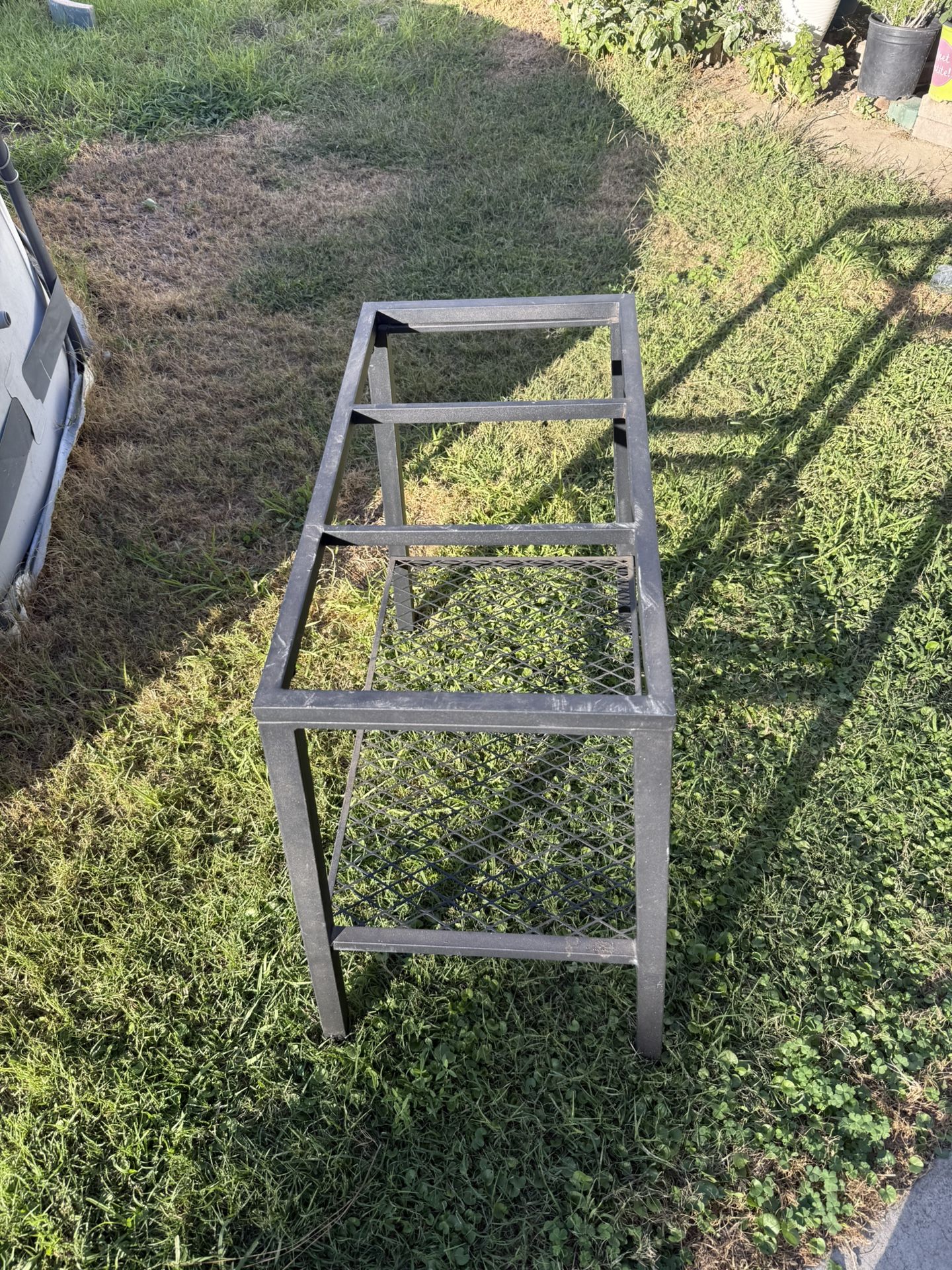 Tank Stand