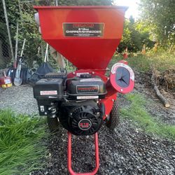 PREDATOR 212cc Chipper Shredder