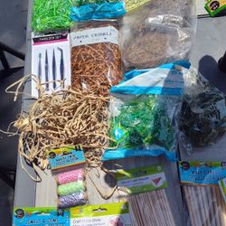 Arts & Crafts Supplies 