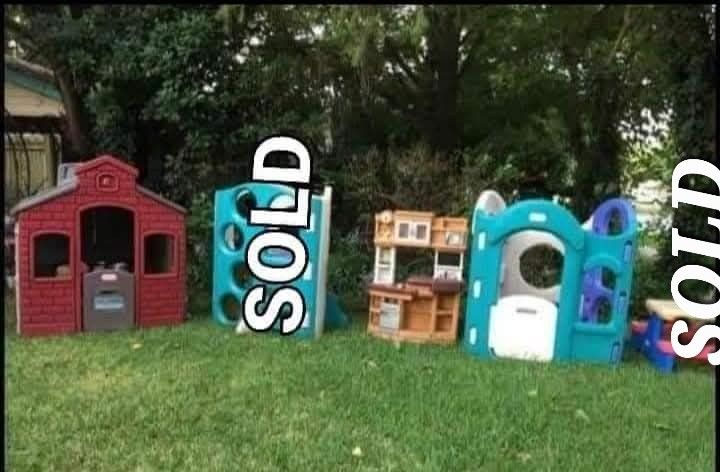 PLAYGROUND HOUSE $400  /   KITCHEN  $50. /  DOOR TOY $200  /  SLIDE $200