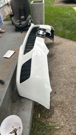 2016 Nissan bumper