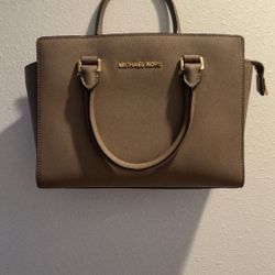 Michaels Kors Bag