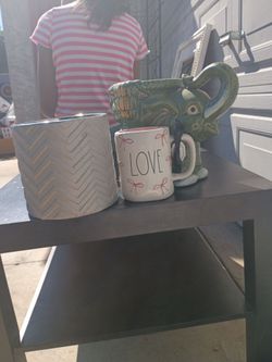 Bunch of decorative cups