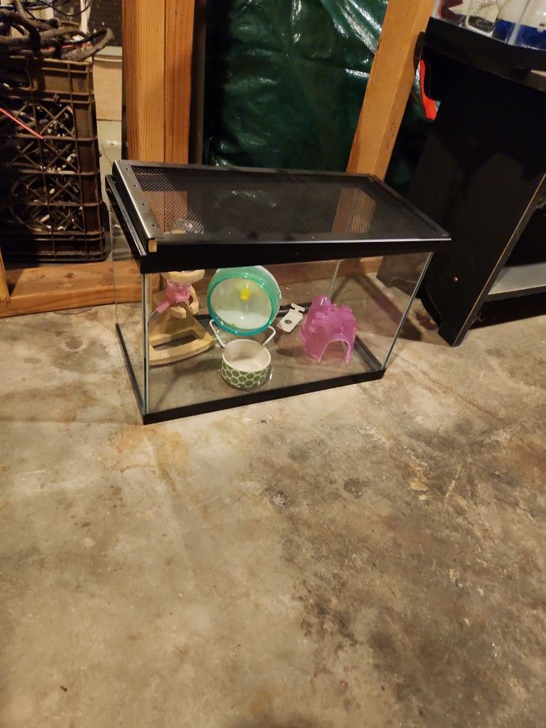 Hamster Cage With Accessories