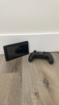 Nintendo Switch Console with Pro Controller